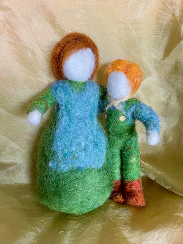 Mother and Child Needle-felted Table Puppet - Waldorf Early Childhood