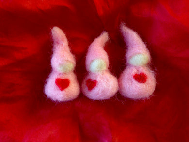 FREE! Beginner Needle-felting mini-class for all!  Tutorial for Making VALENTINE  Babies!!  Fun and Easy!